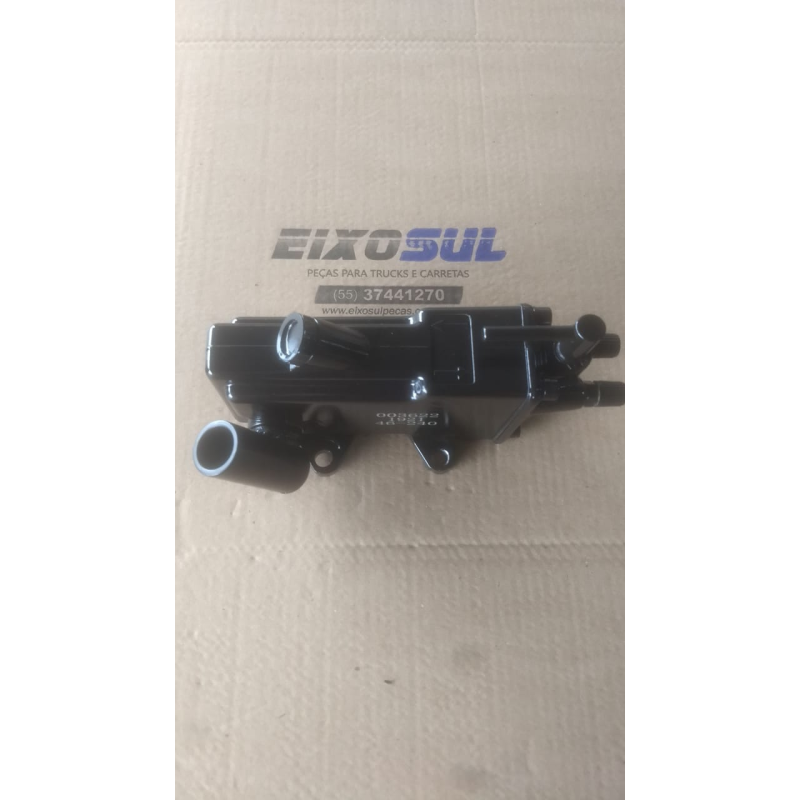 Caixa Basculante Da Cabine Volvo Vm 2010... 46-240